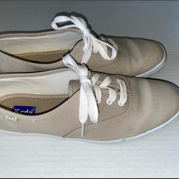 Keds Beige or Khaki Canvas Shoes Lace Up Sneakers Women's Size 8.5 #WF34300M - Picture 3 of 7